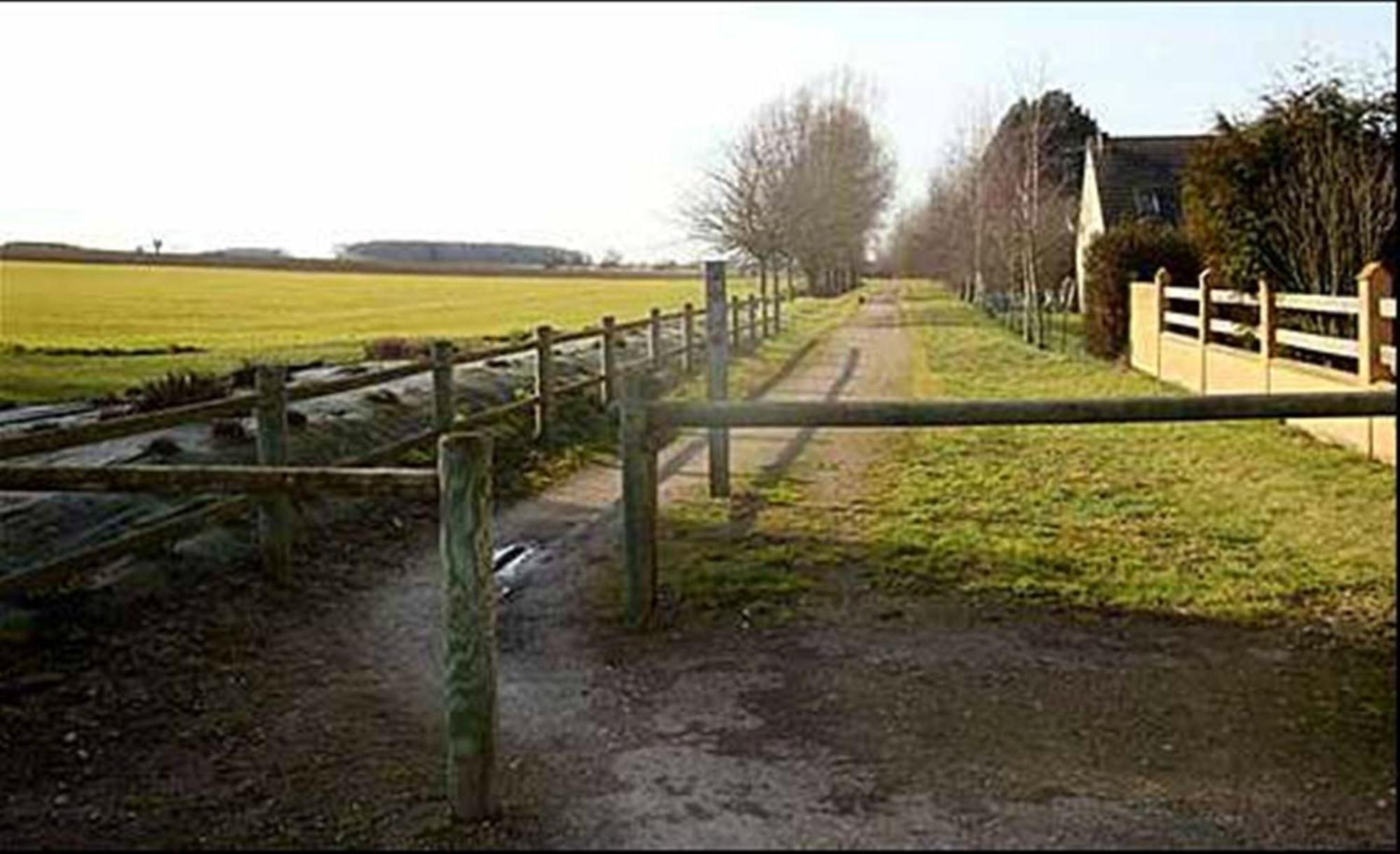 Chambres D'Hotes La Ferme Du Scardon Neufmoulin Exteriör bild