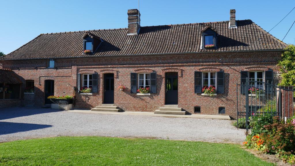 Chambres D'Hotes La Ferme Du Scardon Neufmoulin Exteriör bild